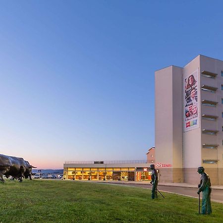 Hotel Ibis Bragança Eksteriør bilde