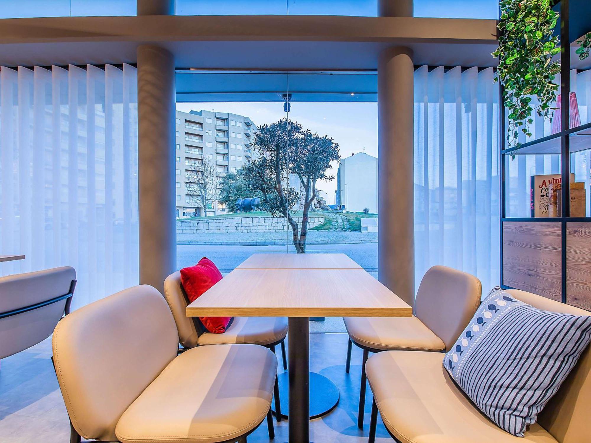 Hotel Ibis Bragança Eksteriør bilde