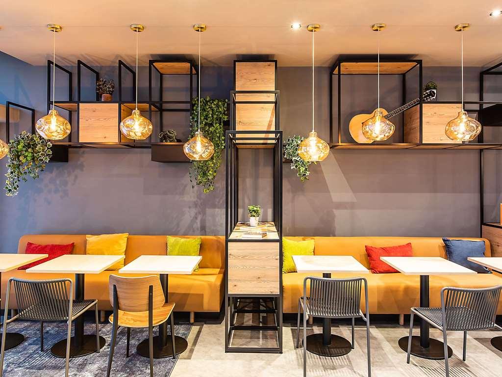 Hotel Ibis Bragança Restaurant bilde