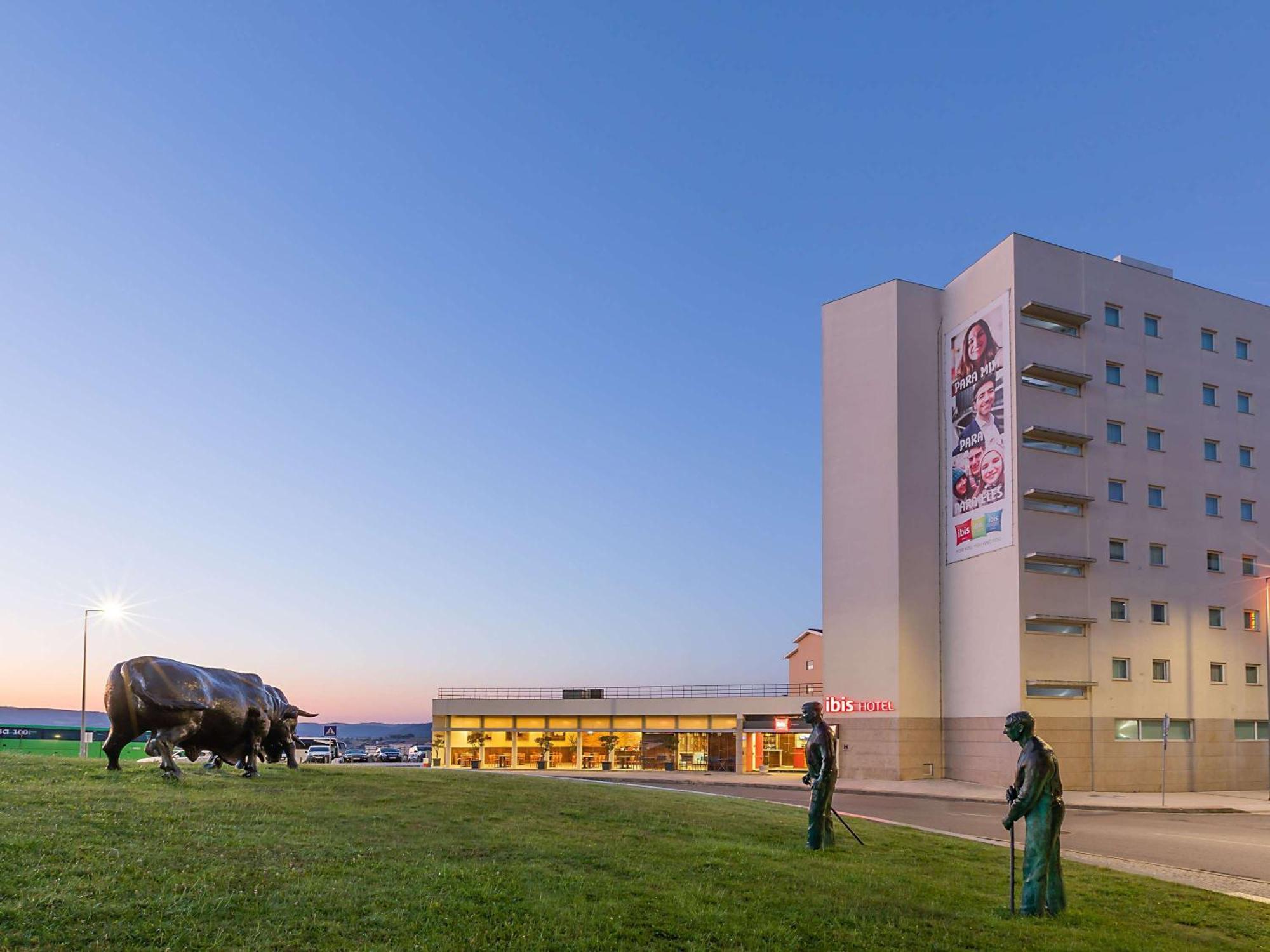 Hotel Ibis Bragança Eksteriør bilde